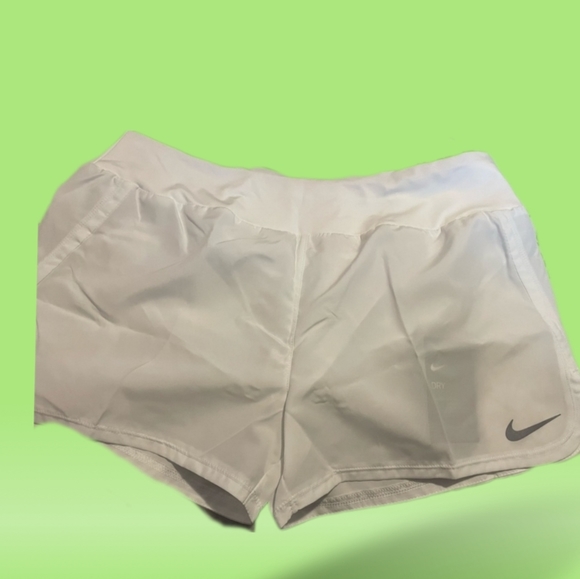 Nike Pants - [NEW] Nike dri fit shorts size XS